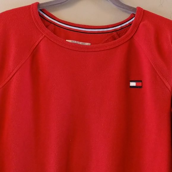 Tommy Hilfiger sweatshirt - Picture 2 of 4